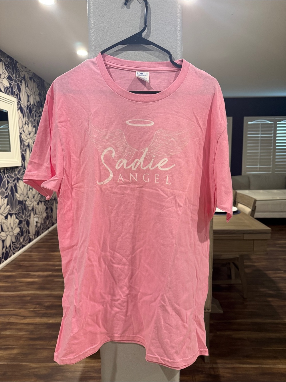 Sadie Angel Pink Graphic Crewneck T‑Shirt